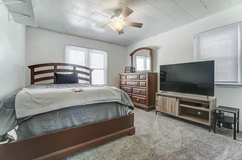 Bedroom - 1315 Skyline Ln, Springfield, OH 45505 photo 4 of 10
