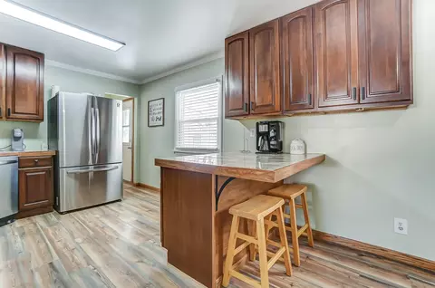 Kitchen - 1315 Skyline Ln, Springfield, OH 45505 photo 2 of 7
