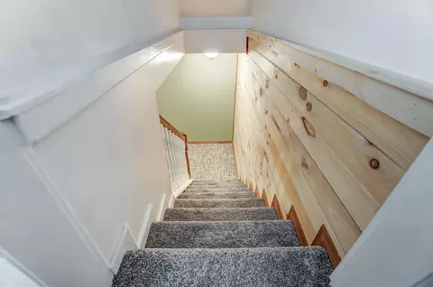 Entry Way - 1315 Skyline Ln, Springfield, OH 45505 photo 1 of 2