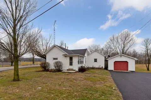 418 E Buckeye St, Belle Center, OH 43310