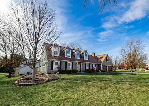 1180 Rustic Run Rd, Tipp City, OH 45371