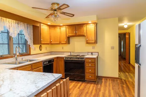 622 Eva Cir, Springfield, OH 45504 photo 7