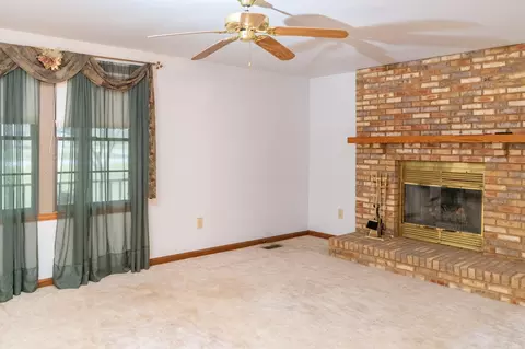 622 Eva Cir, Springfield, OH 45504 photo 11