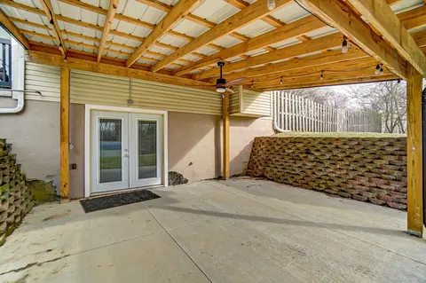 Exterior - 815 Falkirk Dr, Springfield, OH 45502 photo 12 of 15