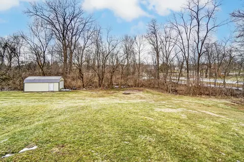 Exterior - 815 Falkirk Dr, Springfield, OH 45502 photo 11 of 15