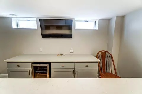 Kitchen - 815 Falkirk Dr, Springfield, OH 45502 photo 6 of 7