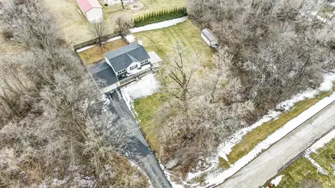 View/Area - 815 Falkirk Dr, Springfield, OH 45502 photo 1 of 4