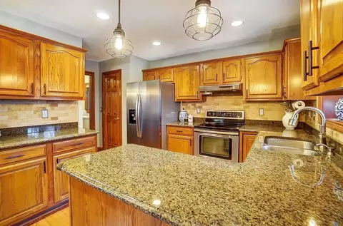 Kitchen - 1253 Ryan Rd, Springfield, OH 45503 photo 4 of 9
