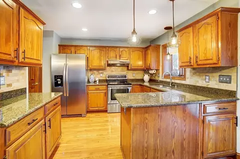 Kitchen - 1253 Ryan Rd, Springfield, OH 45503 photo 2 of 9