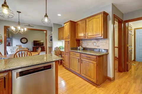 Kitchen - 1253 Ryan Rd, Springfield, OH 45503 photo 7 of 9