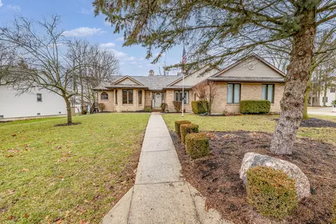 209 E Glen Dr, Bellefontaine, OH 43311