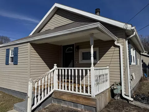 2316 Gladden St, Springfield, OH 45503 photo 3