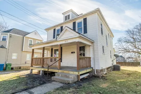 215 Maple St, Sidney, OH 45365 photo 2
