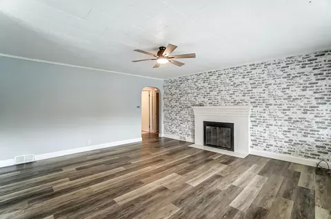 2125 Sunnyland Blvd, Springfield, OH 45506 photo 9