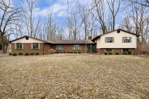 1710 Beechwood Dr, Troy, OH 45373