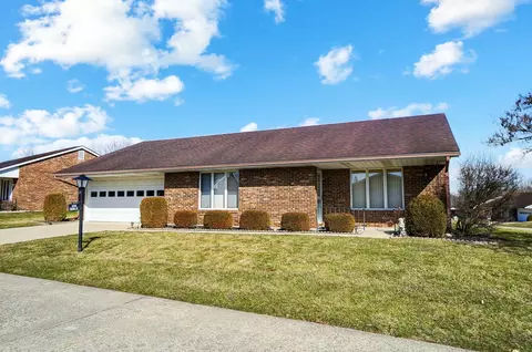 1048 Carson Ln, Springfield, OH 45503 photo 2