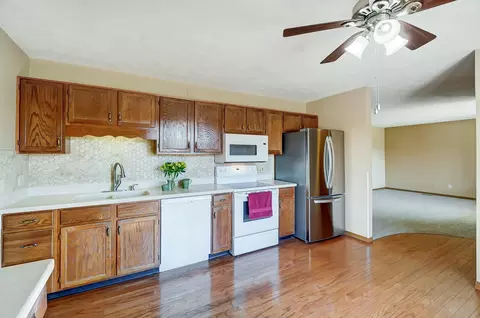 1048 Carson Ln, Springfield, OH 45503 photo 11