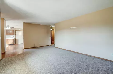 1048 Carson Ln, Springfield, OH 45503 photo 7