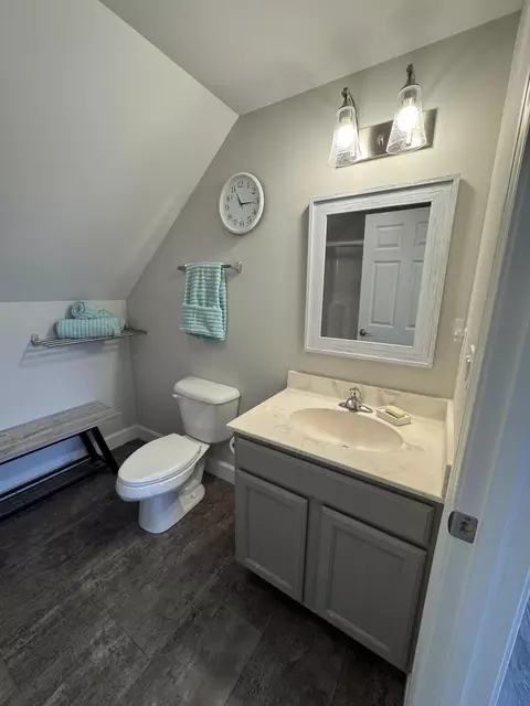 Bath - 5404 Robert Rd, Celina, OH 45822 photo 10 of 13