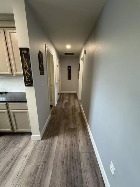 Entry Way - 5404 Robert Rd, Celina, OH 45822 photo 8 of 12