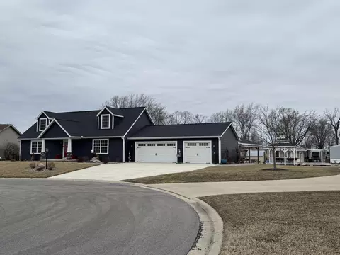 Exterior - 5404 Robert Rd, Celina, OH 45822 photo 2 of 28