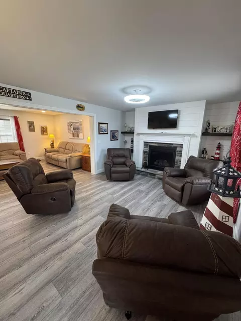 Living - 5404 Robert Rd, Celina, OH 45822 photo 7 of 11