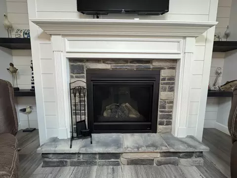 Living - 5404 Robert Rd, Celina, OH 45822 photo 8 of 11