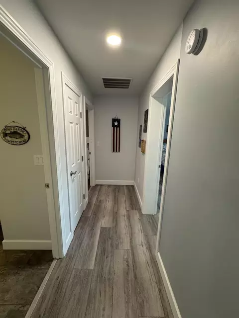 Entry Way - 5404 Robert Rd, Celina, OH 45822 photo 9 of 12