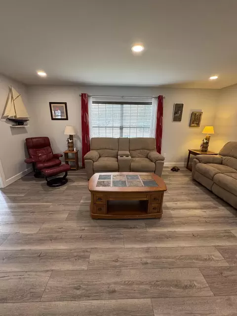 Living - 5404 Robert Rd, Celina, OH 45822 photo 2 of 11