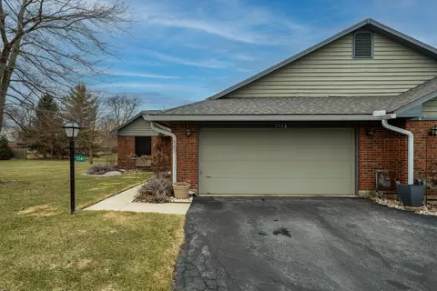 554 Raintree Pl, Englewood, OH 45322