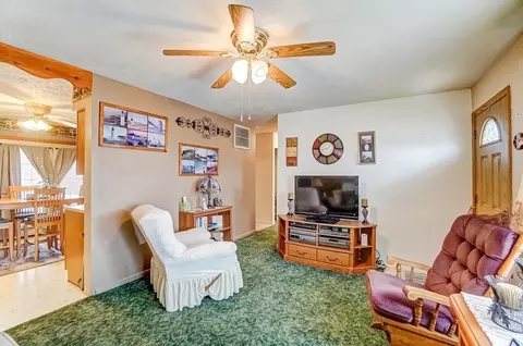2044 Pond Dr, Springfield, OH 45505 photo 9
