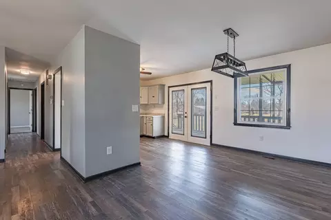 Entry Way - 5583 Peach Blossom Ct, Springfield, OH 45502 photo 1 of 2