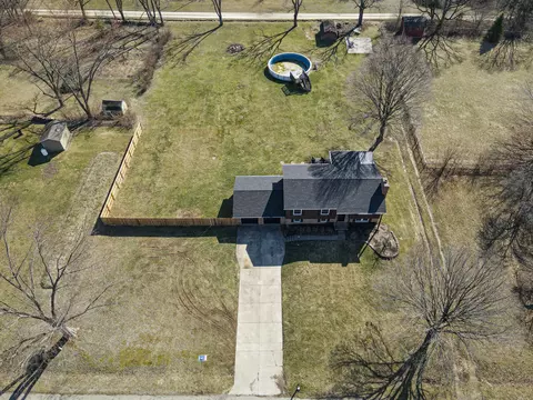 View/Area - 5583 Peach Blossom Ct, Springfield, OH 45502 photo 1 of 6