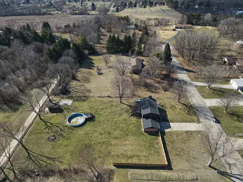 View/Area - 5583 Peach Blossom Ct, Springfield, OH 45502 photo 3 of 6