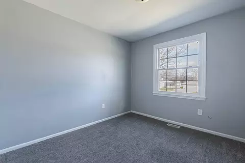 Bedroom - 5583 Peach Blossom Ct, Springfield, OH 45502 photo 1 of 6