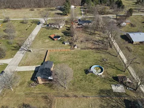 View/Area - 5583 Peach Blossom Ct, Springfield, OH 45502 photo 4 of 6