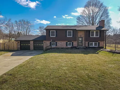 5583 Peach Blossom Ct, Springfield, OH 45502
