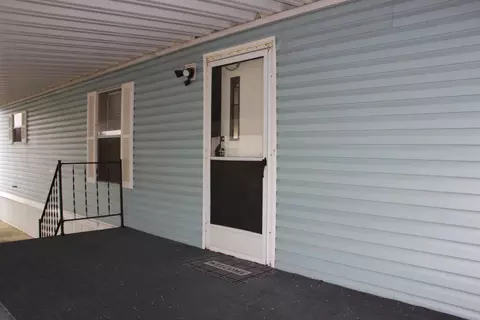 76 Cherry Lane Dr, Springfield, OH 45504 photo 4