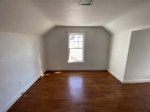 2050 Hillside Ave, Springfield, OH 45503 photo 9