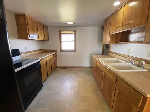 2050 Hillside Ave, Springfield, OH 45503 photo 5