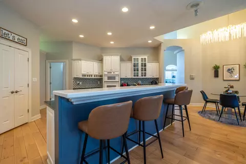 Kitchen - 2420 Greystone Ln, Springfield, OH 45503 photo 9 of 10
