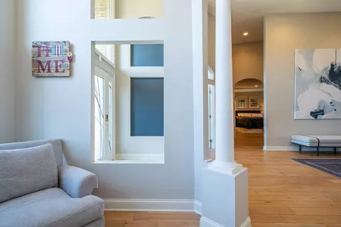 Entry Way - 2420 Greystone Ln, Springfield, OH 45503 photo 13 of 15