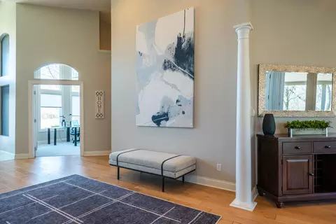 Entry Way - 2420 Greystone Ln, Springfield, OH 45503 photo 15 of 15