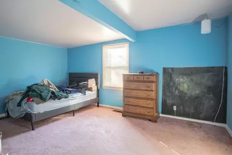 Bedroom - 591 Shrine Rd, Springfield, OH 45504 photo 2 of 2