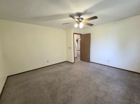 Bedroom - 3032 Armsgate Rd #25, Springfield, OH 45503 photo 2 of 2
