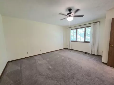 Bedroom - 3032 Armsgate Rd #25, Springfield, OH 45503 photo 1 of 2