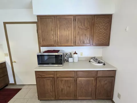 Kitchen - 3032 Armsgate Rd #25, Springfield, OH 45503 photo 5 of 5
