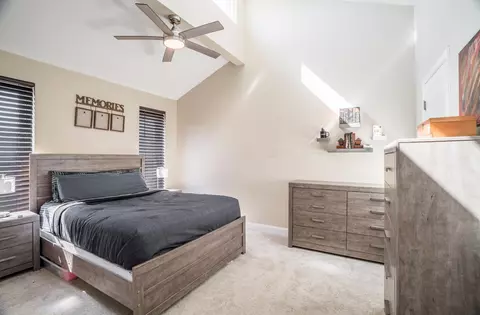 Bedroom - 1700 Elaina Dr, Springfield, OH 45503 photo 1 of 2