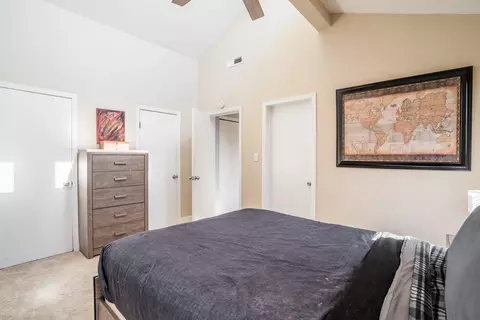 Bedroom - 1700 Elaina Dr, Springfield, OH 45503 photo 2 of 2