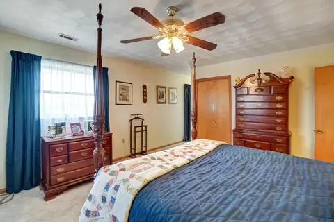 Bedroom - 7379 Milton Carlisle Rd, Springfield, OH 45504 photo 3 of 12